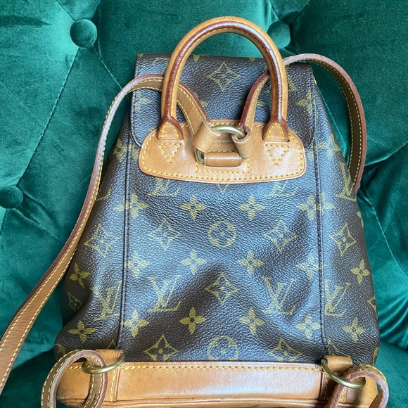 Authentic Louis Vuitton mini montsouris monogram discontinued - Picture 2 of 10